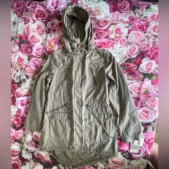 - Levi's Women's Cotton Hooded Anorak Jacket - Picture 4 of 14